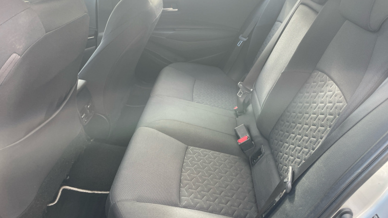 Toyota Corolla 1.8 VVT-i Hybrid Icon Tech 5dr CVT Hybrid Estate